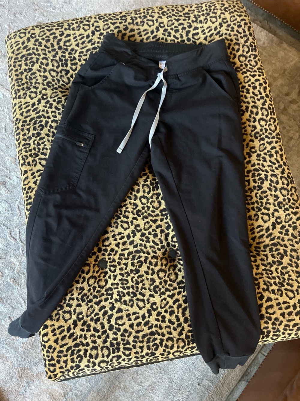 Figs‎ Women’s scrubs pants Sz  S